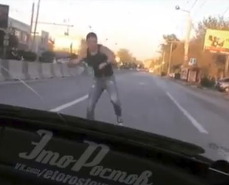 Ростовский дорожный танцор: видео